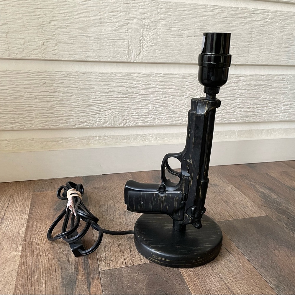 Pistol Lamp